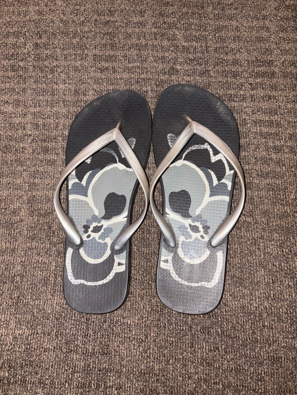 Old Navy Black and Silver Floral Flip Flop Sandals